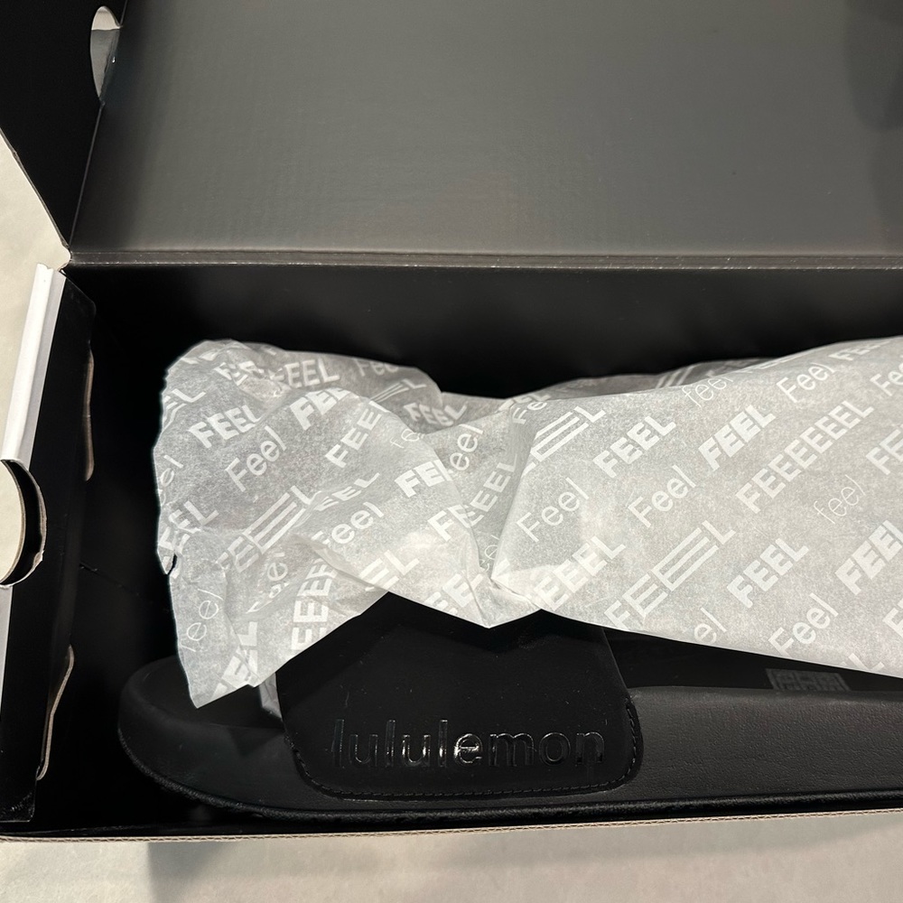 Men’s Lululemon Restfeel Slide SZ 9 New Unworn